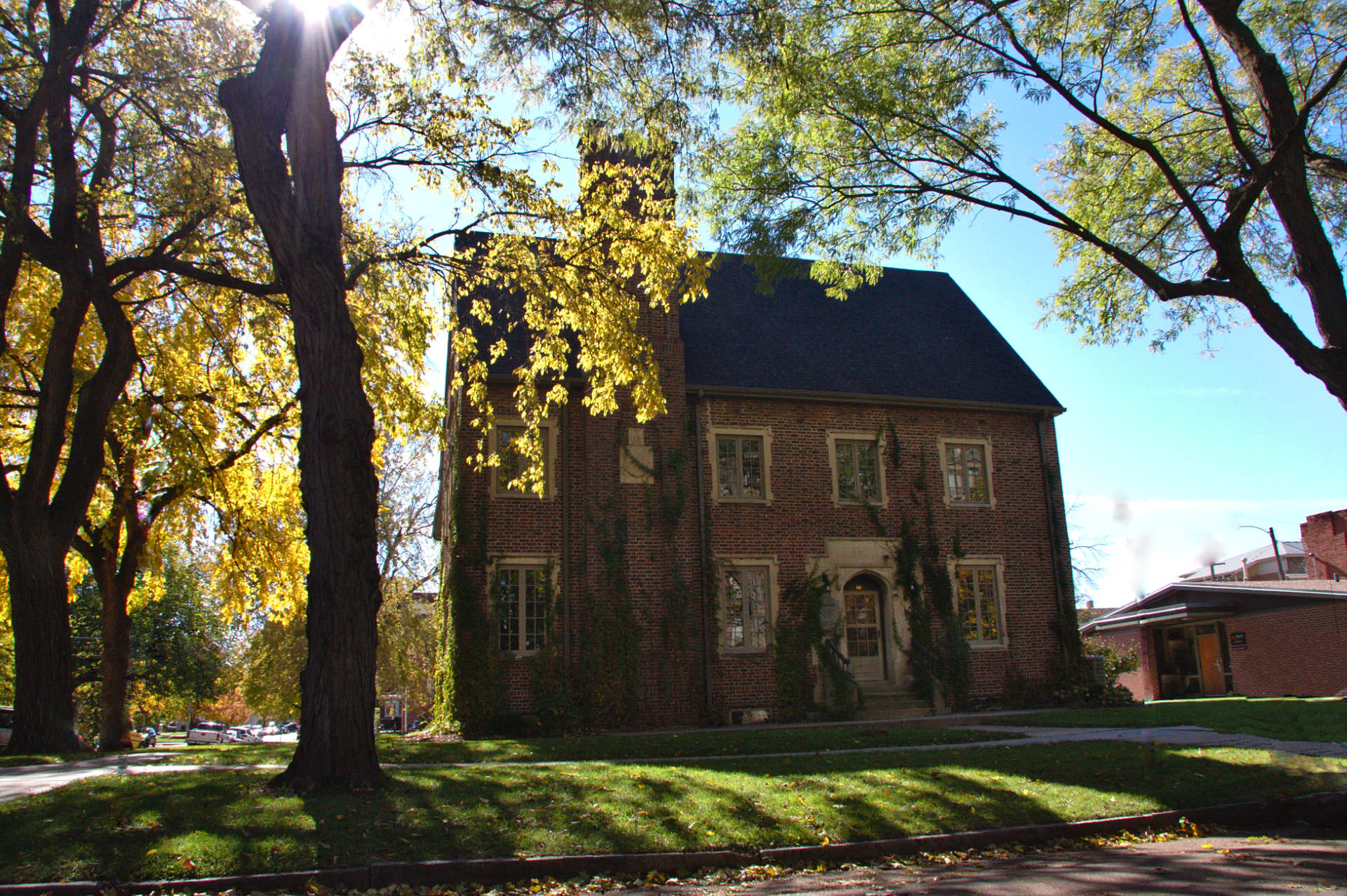 A photo of the Handley Law offices.